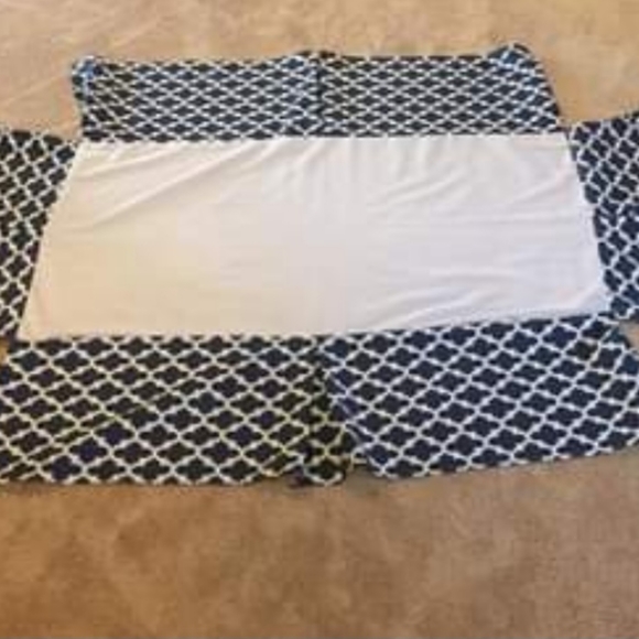 Carousel Designs Rail Cover & Crib Skirt - Picture 6 of 10